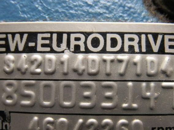 SEW-EURODRIVE S42D14DT71D4 Worm Gear Box Speed Reducer 29.70:1 Ratio
