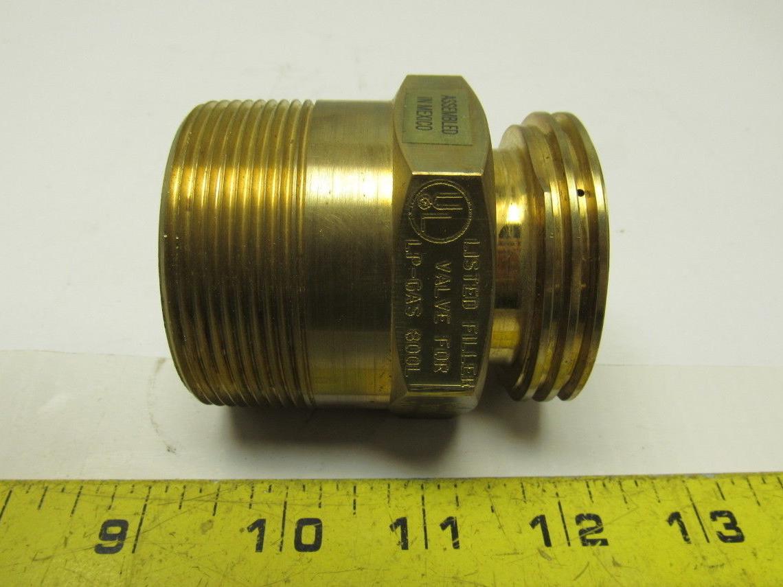 Fisher D138 LP-Gas Single Back Fill Valve W/2 x 2-1/4 (MNPT x ACME) Connections