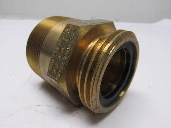 Fisher D138 LP-Gas Single Back Fill Valve W/2 x 2-1/4 (MNPT x ACME) Connections