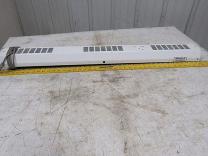 Desco A60420 Chargebuster Overhead Ionizer 120V 3 Fans 40"