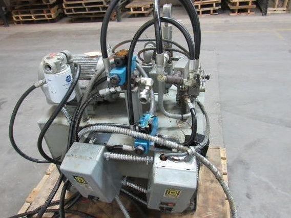 DENISON EATON 5 HP 27 GALLON Hydraulic Power Unit W/ Extras ! See Description