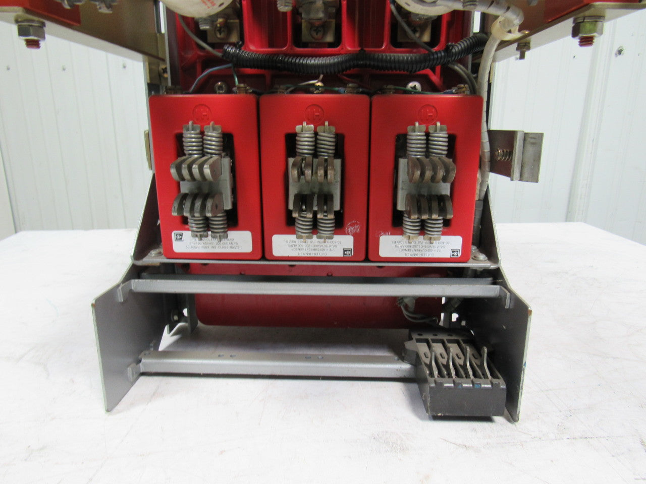 ITE Fused Circuit Breaker 2000A Max W/Cutler Hammer 609902-T502 Solid State