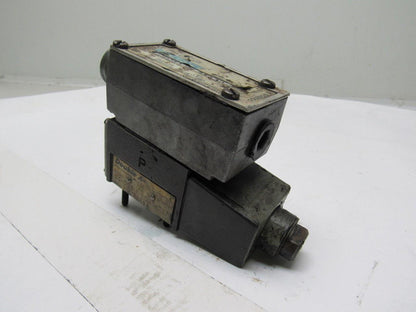 Vickers DG4V-3-2C-M-W-B-40 Solenoid Pilot Valve