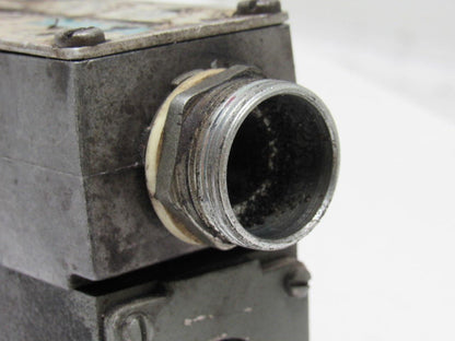 Vickers DG4V-3-2C-M-W-B-40 Solenoid Pilot Valve