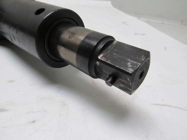 M100Y0S445 3/4" Square Drive Hydraulic Nut Runner 55 RPM