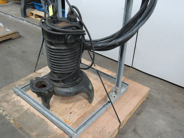 WEIL PUMP A-B 4-260316-5 5HP SUBMERSIBLE Sump Pump W/ Starter , Disc. & 75' Cord