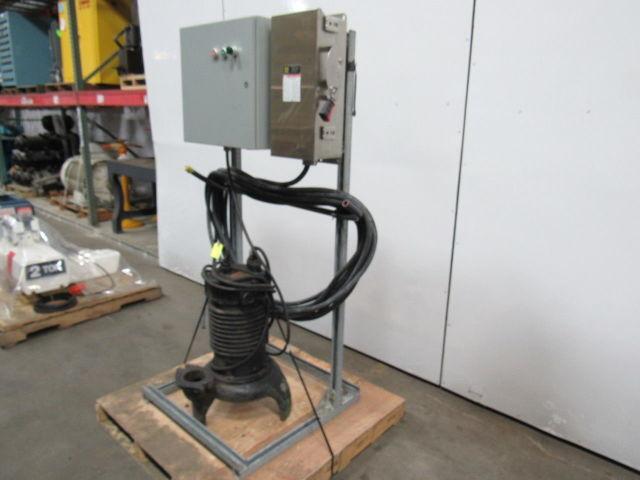 WEIL PUMP A-B 4-260316-5 5HP SUBMERSIBLE Sump Pump W/ Starter , Disc. & 75' Cord