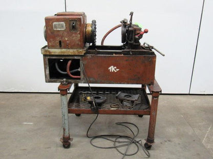 OSTER 582 Pipe & Bolt Threader W/2 Quadversal Die Heads 1/8"-2" 115V On Casters