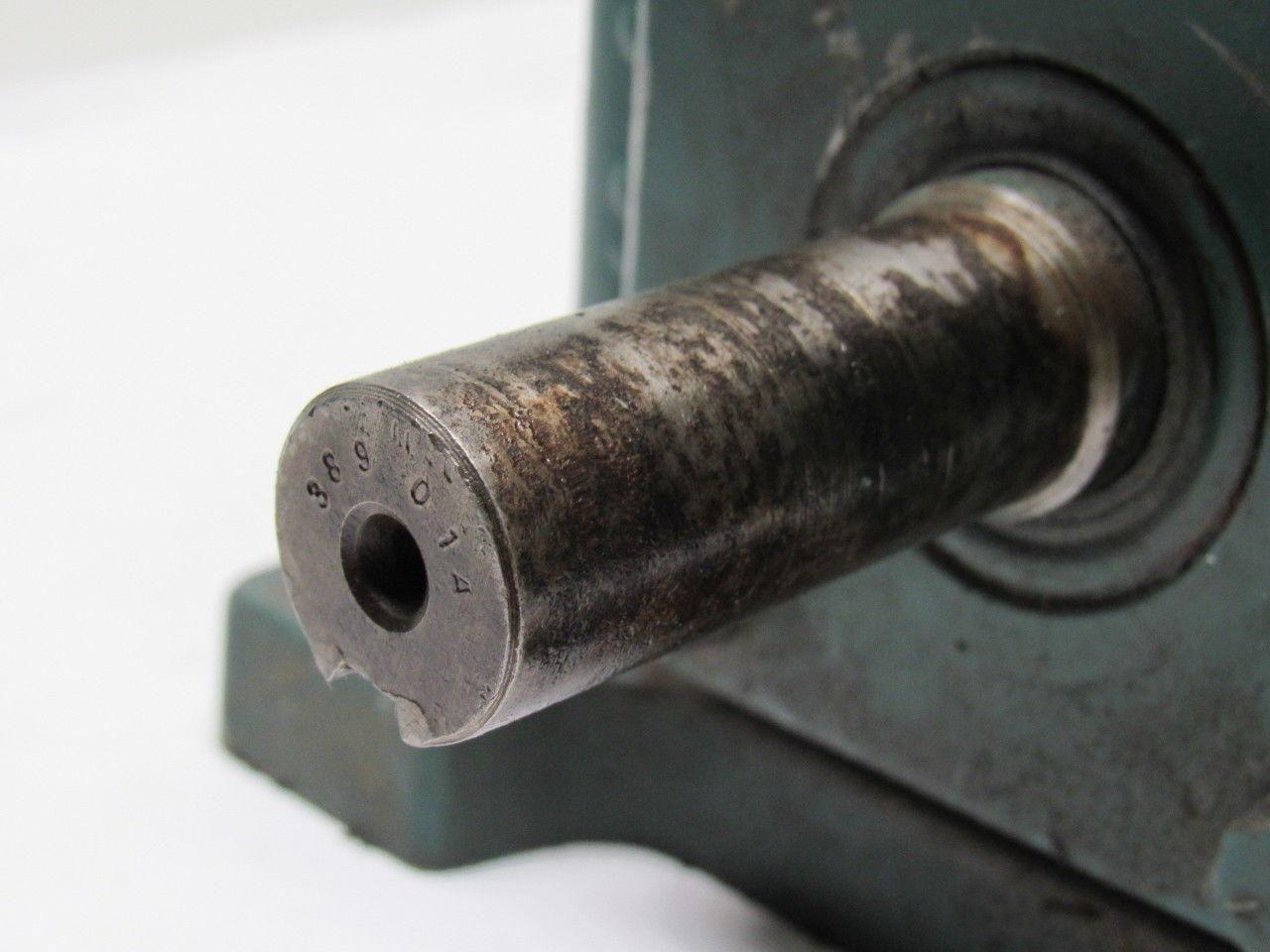 Reliance Electric 10013493-QE Gearbox Speed Reducer 10:1 Ratio 471in-lbs. Torque