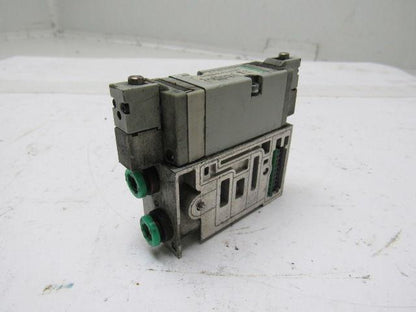 Numatics 042BB4Z4GL00061 Pneumatic Solenoid Valve W/Manifold Block 24VDC 150PSIG