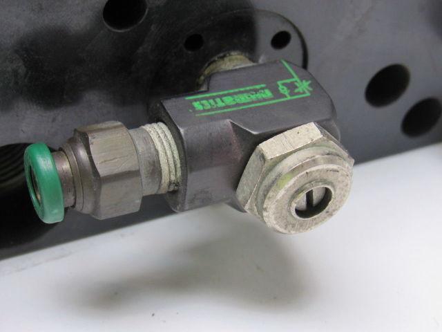Destaco DLB-20-B-C-4 Robo Hand 4" Stroke 6.5" Linear Slide Thrust Plate