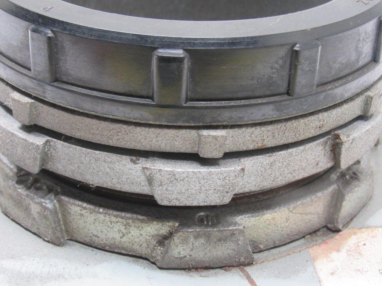 OZ/Gedney 4" Insulated Rigid Conduit Box Connector W/ Mounting Plate