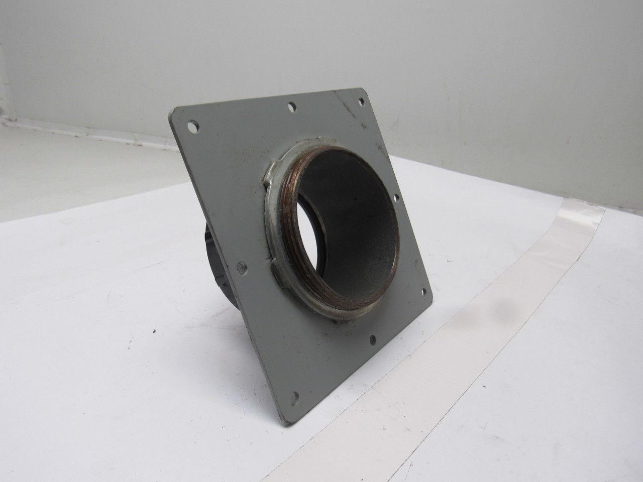 OZ/Gedney 4" Insulated Rigid Conduit Box Connector W/ Mounting Plate