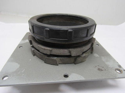 OZ/Gedney A400 4" Insulated Rigid Conduit Box Connector/ Mounting Plate