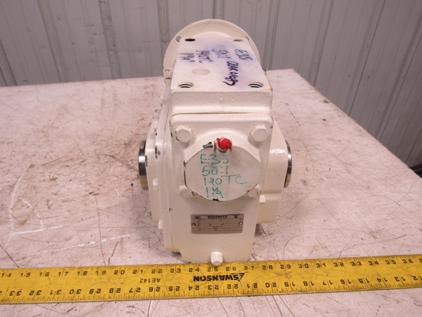 Winsmith E35MDSM066X0FT 50:1 Ratio 1750 RPM 2.44 Hp. Hollow Shaft Gear Reducer