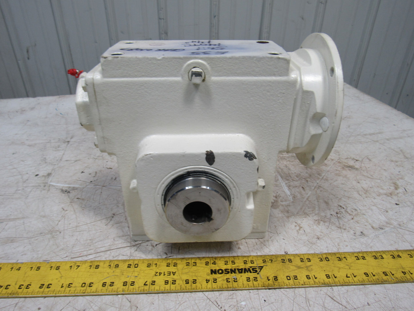 Winsmith E35MDSM066X0FT 50:1 Ratio 1750 RPM 2.44 Hp. Hollow Shaft Gear Reducer