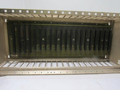 Cincinnati Milacron 3-424-1960A 16-Slot Rack Chassis PLC