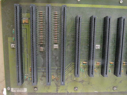 Cincinnati Milacron 3-424-1960A 16-Slot Rack Chassis PLC