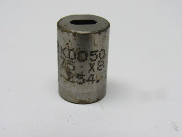 Dayton KDO50 75X8 .2540x .1290 Oblong Hole Press Fit Die Button Matrix Lot Of 4