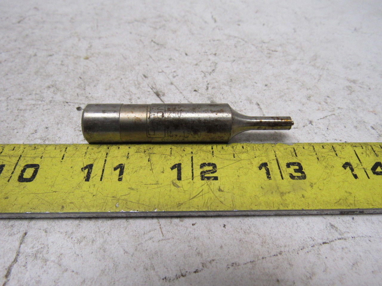 Dayton LJO50 250 P.2180 x W.1720 Oblong Hole Ball Lock Ejector Pin Lot Of 9