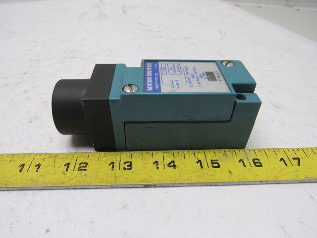 Micro Switch FYTD13C4_FYTD13C4 120VAC 50/60Hz Proximity Sensor Switch Lot Of 2