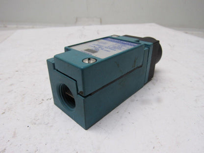 Micro Switch FYTD13C4_FYTD13C4 120VAC 50/60Hz Proximity Sensor Switch Lot Of 2