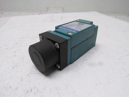 Micro Switch FYTD13C4_FYTD13C4 120VAC 50/60Hz Proximity Sensor Switch Lot Of 2