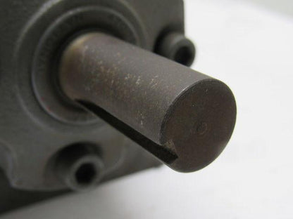 Boston Gear R137-CM1 Gear Reducer 1:1 Ratio 1750 input/output RPM, Right Angle