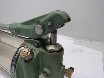 Lincoln Model 1812 Centroiler Fluid Manual Lubricant Pump