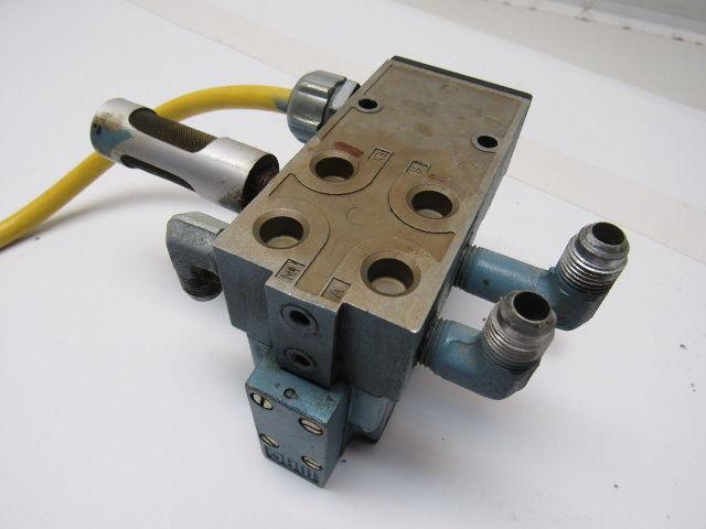 MAC 6211C-111-PM-112DA 4/2 Single Solenoid Operated Control Valve 120V Coil