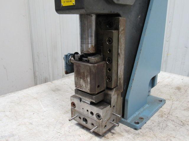 BTM Tog-L-Loc P-10-FM 3" Stroke 10 Ton Pneumatic Air Toggle Punch Press