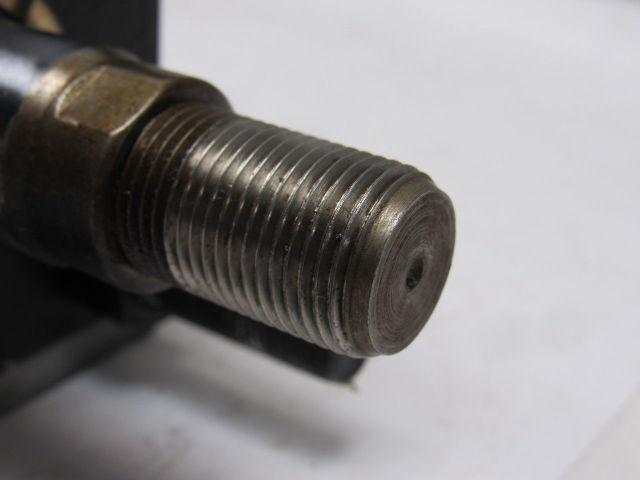 Parker 2-1/2" Bore 1-1/2" Stroke Series 2H Double Ended Hydraulic Cylinder