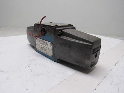 Vickers 297243 DC4S4 012C 50 Directional Control Pilot Valve Hydraulic 115V