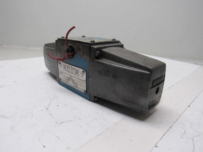 Vickers 297243 DC4S4 012C 50 Directional Control Pilot Valve Hydraulic 115V