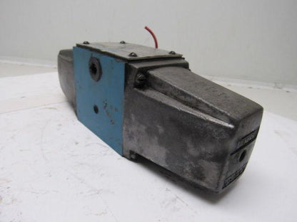 Vickers 297243 DC4S4 012C 50 Directional Control Pilot Valve Hydraulic 115V
