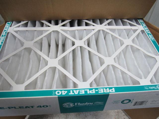 Flanders 80255.042020 20"x20"x4" MERV 8 LPC Hi Cap Pre-Pleat Air Filter Lot/12