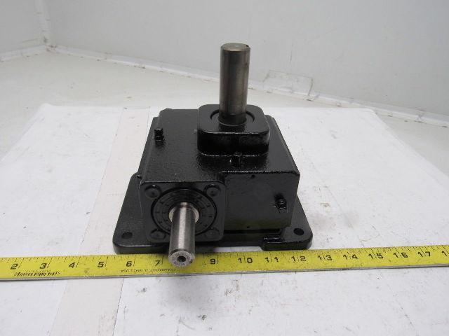 Winsmith E17XDVS2X000DN 20:1 .940Hp 87.5 Output RPM Right Angle Gear Reducer