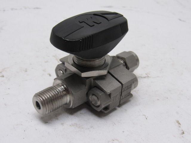 Whitey SS-33VM4-S4 Multi Purpose Ball Valve 1/4" Male NPT Cv 0.9