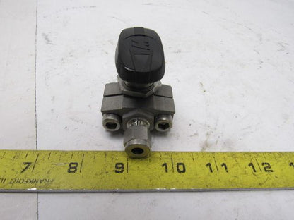 Whitey SS-33VM4-S4 Multi Purpose Ball Valve 1/4" Male NPT Cv 0.9
