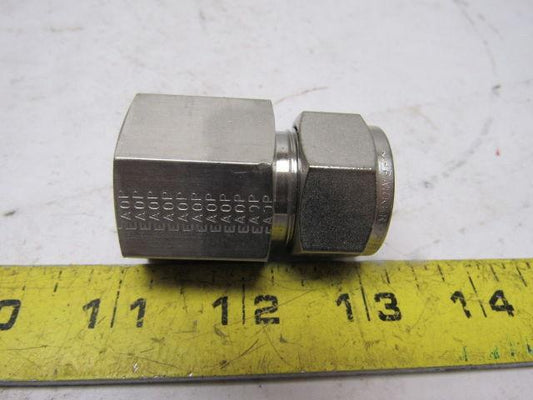 Parker 16FSC12N-316 A-LOK 3/4" Tube To 3/4" NPT Female Connector