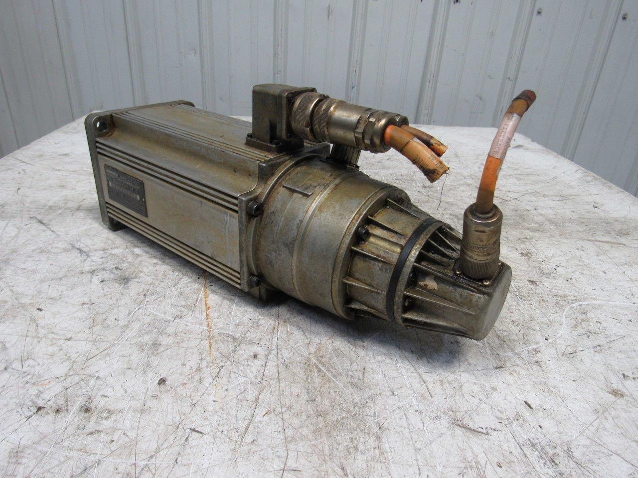 Indramat MAC090B-0-PD-4-C/110-B-0/WI520LV/S001 Electric Servo Motor 2000RPM