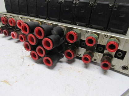 SMC NVFS3100-3FZC 4/2 Single Solenoid 94-138V Coil 10 Air Valve Bank Assembly