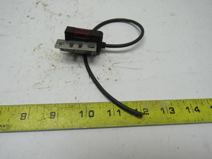 Omron E3S-AR61 Photoelectric Sensor Switch 11" Cord