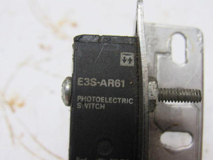 Omron E3S-AR61 Photoelectric Sensor Switch 11" Cord