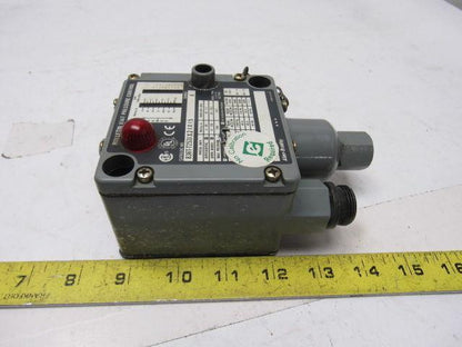 Allen Bradley 836T-T253JX21X15 Ser A 6-30PSI Pressure Control Switch 600VAC Max