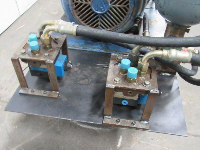 75 GAL Hydraulic Power Unit 15HP 460V W/Accumulator VICKERS Pump & Valves