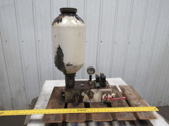 Hydac 02055208 2.5 Gal 3000PSI Hydraulic Bladder Accumulator W/ Manifold Block