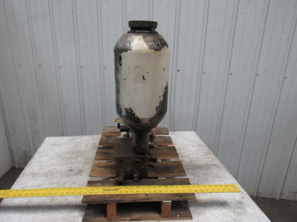 Hydac 02055208 2.5 Gal 3000PSI Hydraulic Bladder Accumulator W/ Manifold Block