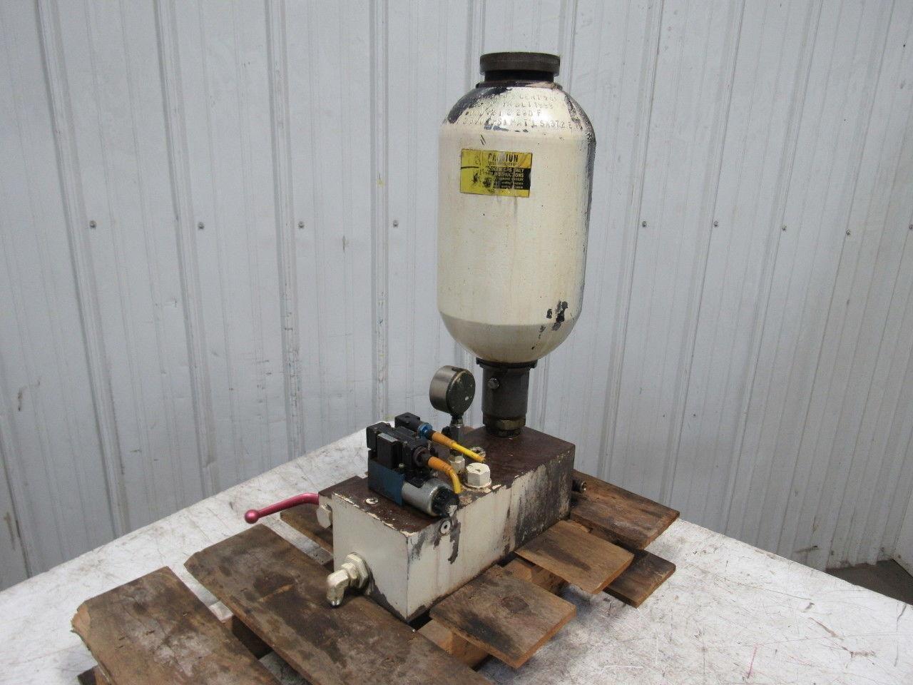 Hydac 02055208 2.5 Gal 3000PSI Hydraulic Bladder Accumulator W/ Manifold Block