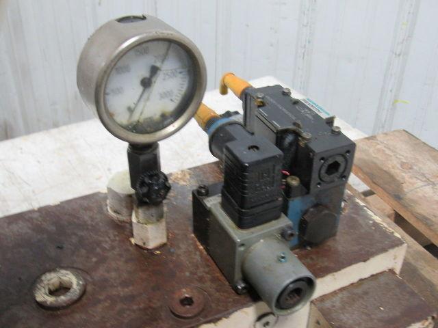 Hydac 02055208 2.5 Gal 3000PSI Hydraulic Bladder Accumulator W/ Manifold Block